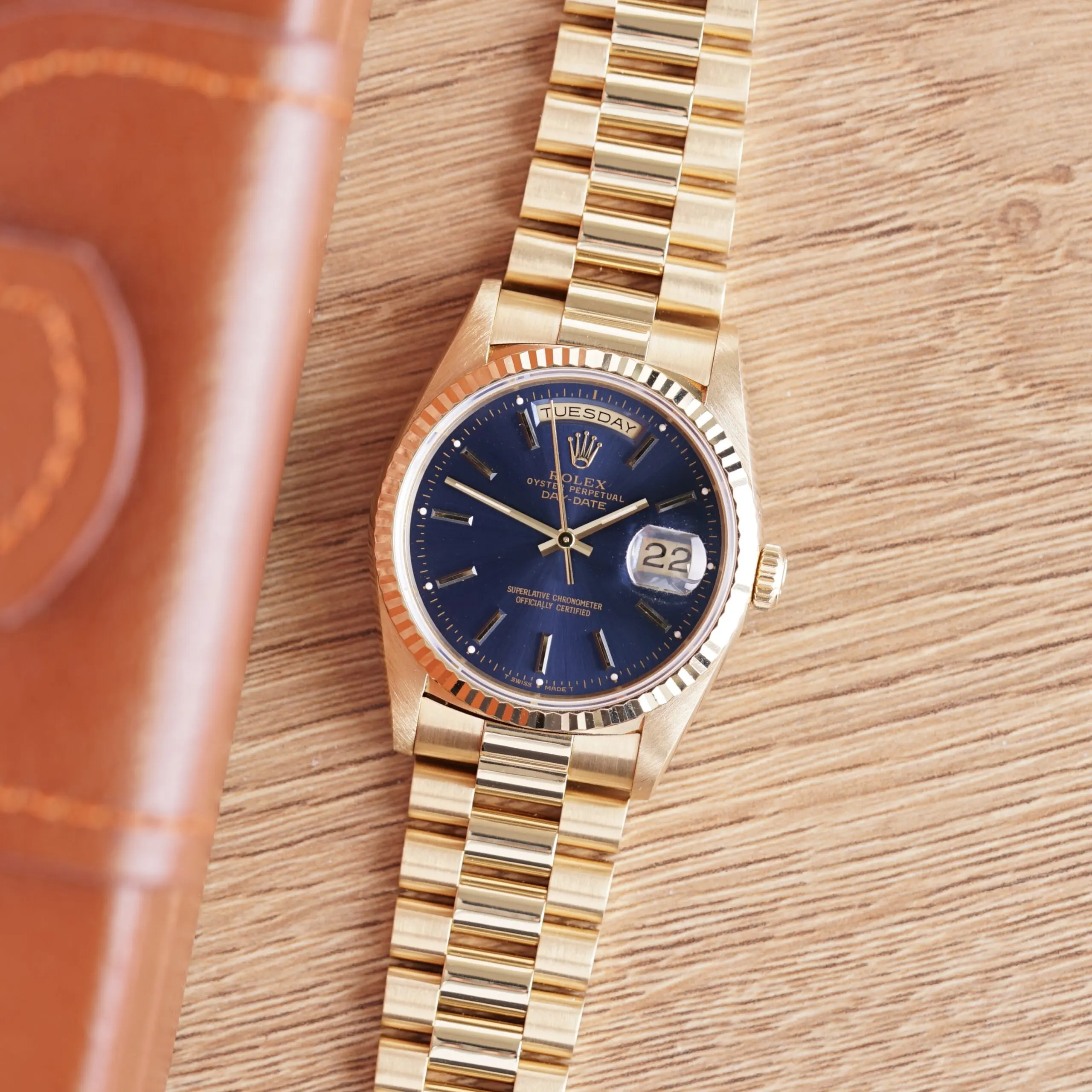 rolex-oyster-perpetual-day-date-blue-18238-1991-box