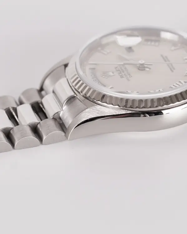 rolex-oyster-perpetual-day-date-creme-roman-18239-1990-2