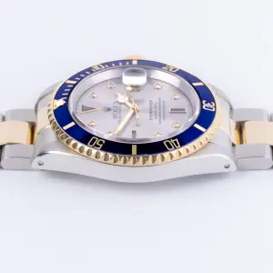 rolex-submariner-16613-serti