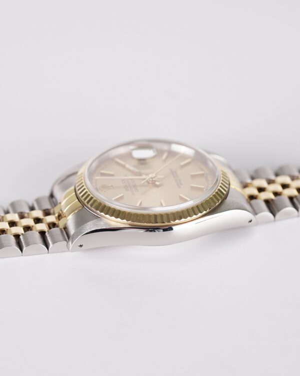 rolex-oyster-perpetual-datejust-champagne-16233-1988-2