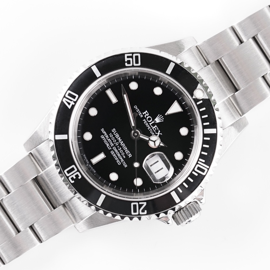 If you have any inquiries or would like to receive additional information about this watch, please feel free to contact us by phone or email. We will respond to your request as soon as possible.  Please also have a look at our full collection of Rolex Submariner watches.