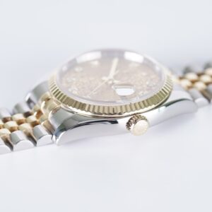 rolex-oyster-perpetual-datejust-champagne-logo-diamond-116233-2010-full-set