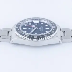 Rolex GMT-Master 16700