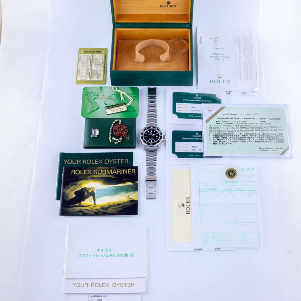 Rolex Sea-Dweller Black 16600 2004 (Collector Set) 15 Rolex Sea-Dweller 16600