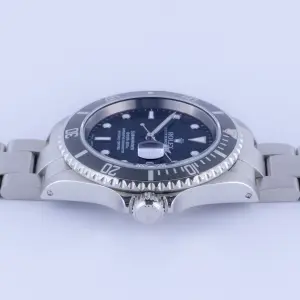Rolex Submariner 16610