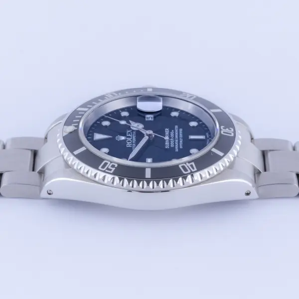 Rolex Submariner 16610