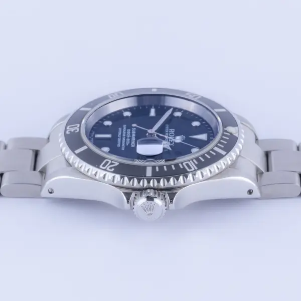 Rolex Submariner 16610