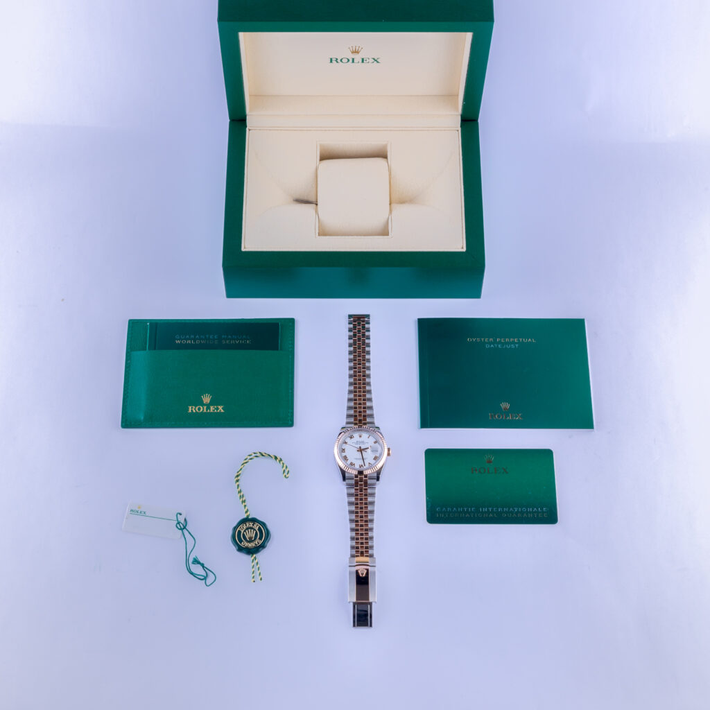 Rolex Oyster Perpetual Datejust White Roman 126231 2023 (Volledige Set) 15 rolex-datejust-126231-3