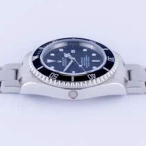 rolex-sea-dweller-16600-3