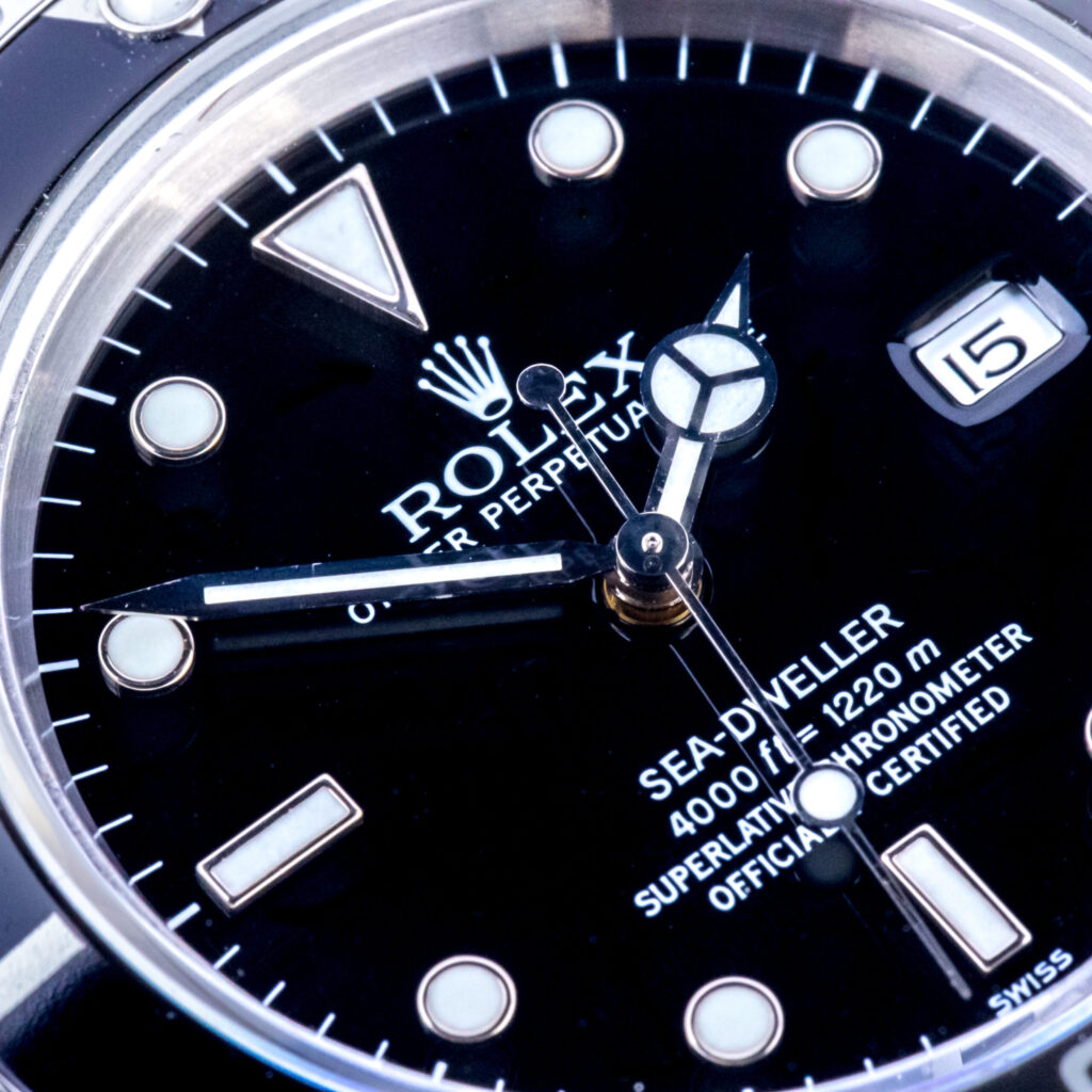 rolex-sea-dweller-16600-2