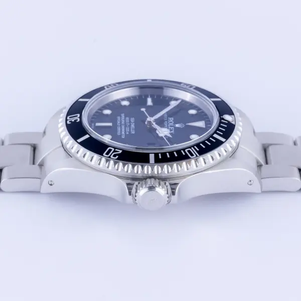 rolex-sea-dweller-16600-2