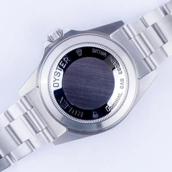 rolex-sea-dweller-16600-2