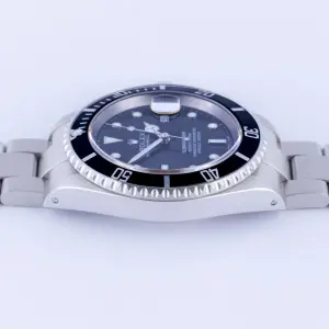 rolex-submariner-16610-6