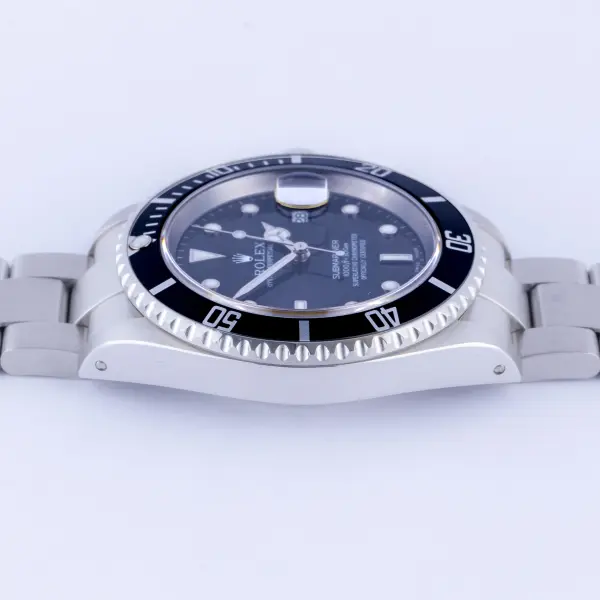 rolex-submariner-16610-6