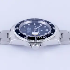 rolex-submariner-16610-6
