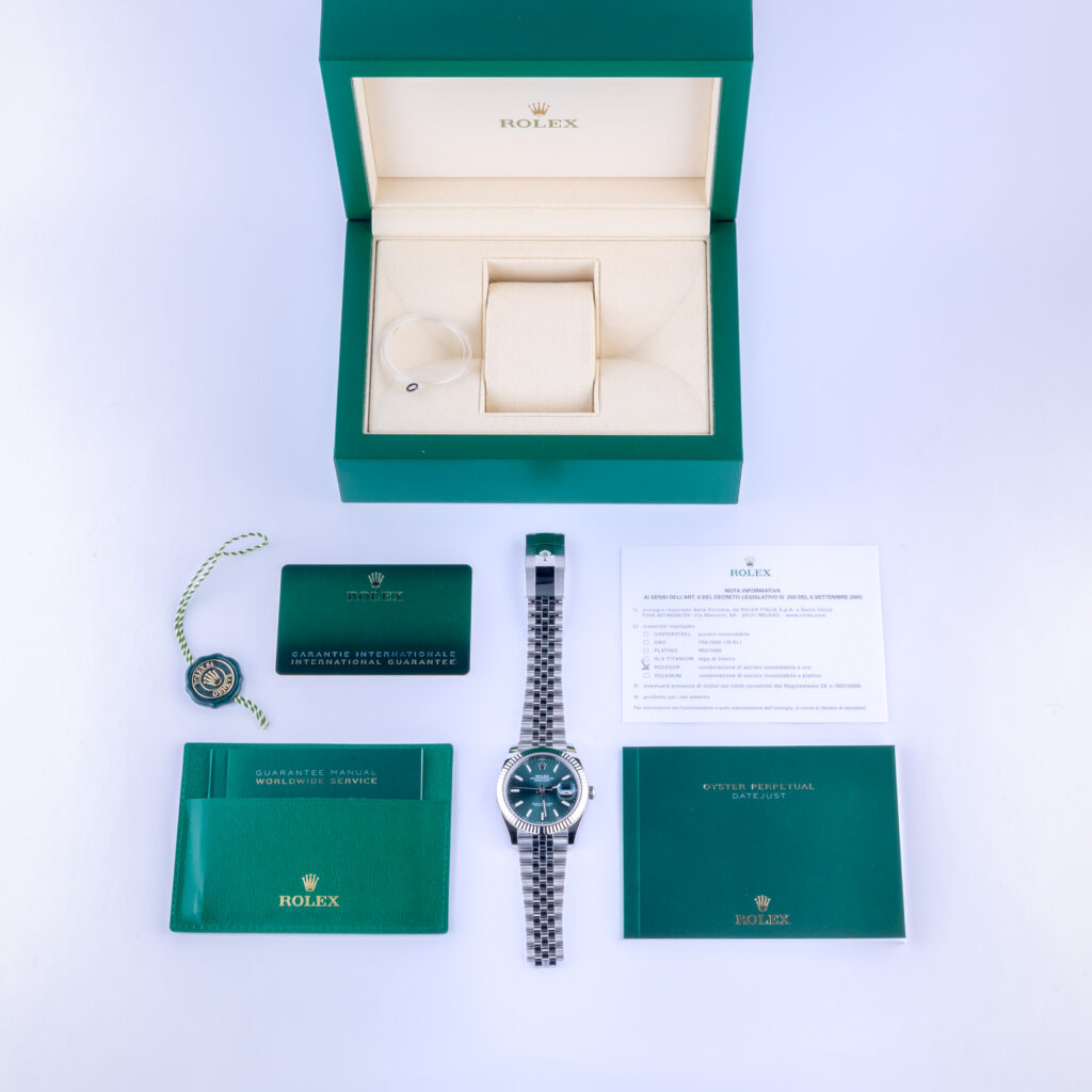 Rolex Datejust 41 Mint Green 126334 2024 (Volledige Set) 13 Rolex Datejust 126334