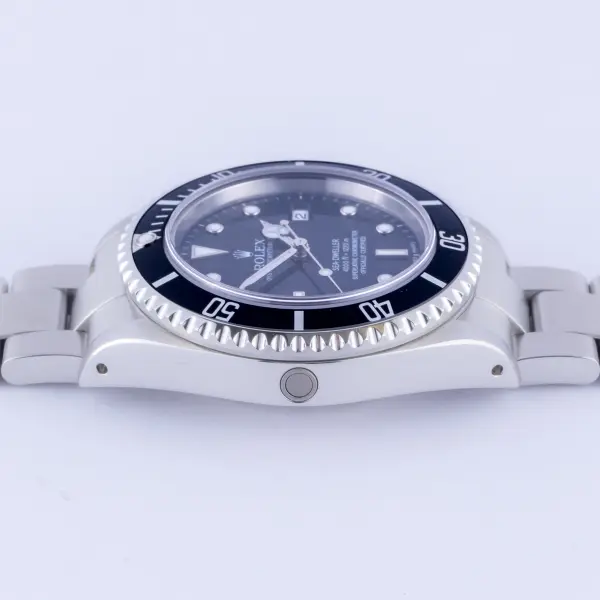 rolex-sea-dweller-16600-4