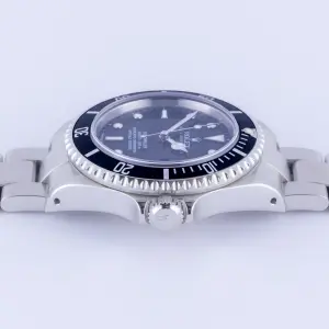 rolex-sea-dweller-16600-4