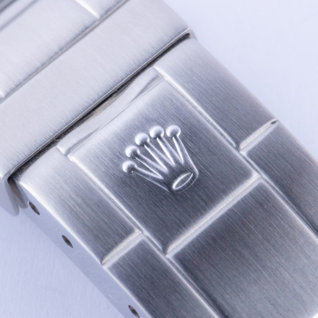 rolex-submariner-16800