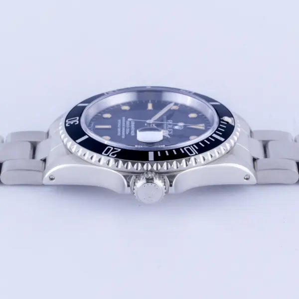 rolex-submariner-16610-9