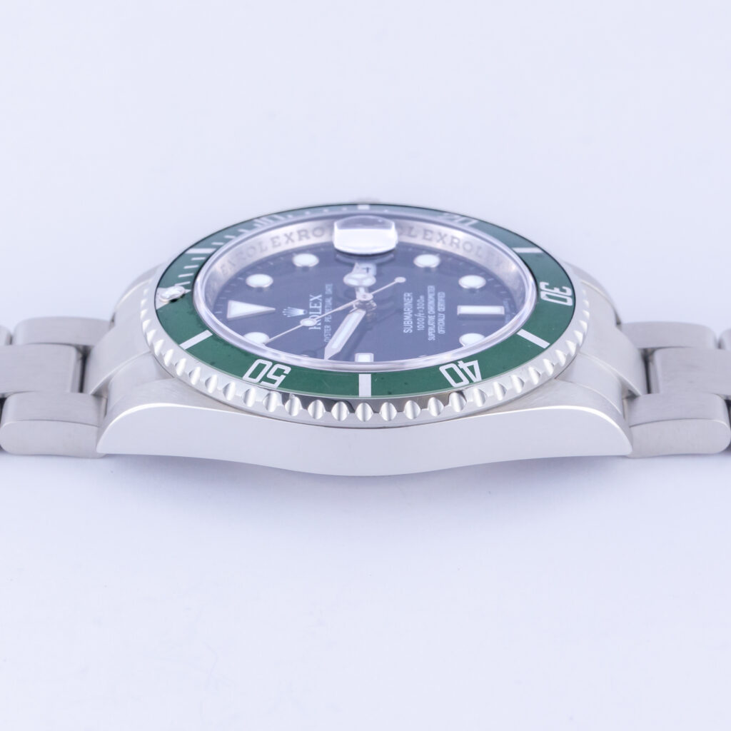 rolex-submariner-16610lv-2