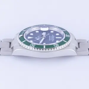 rolex-submariner-16610lv-2
