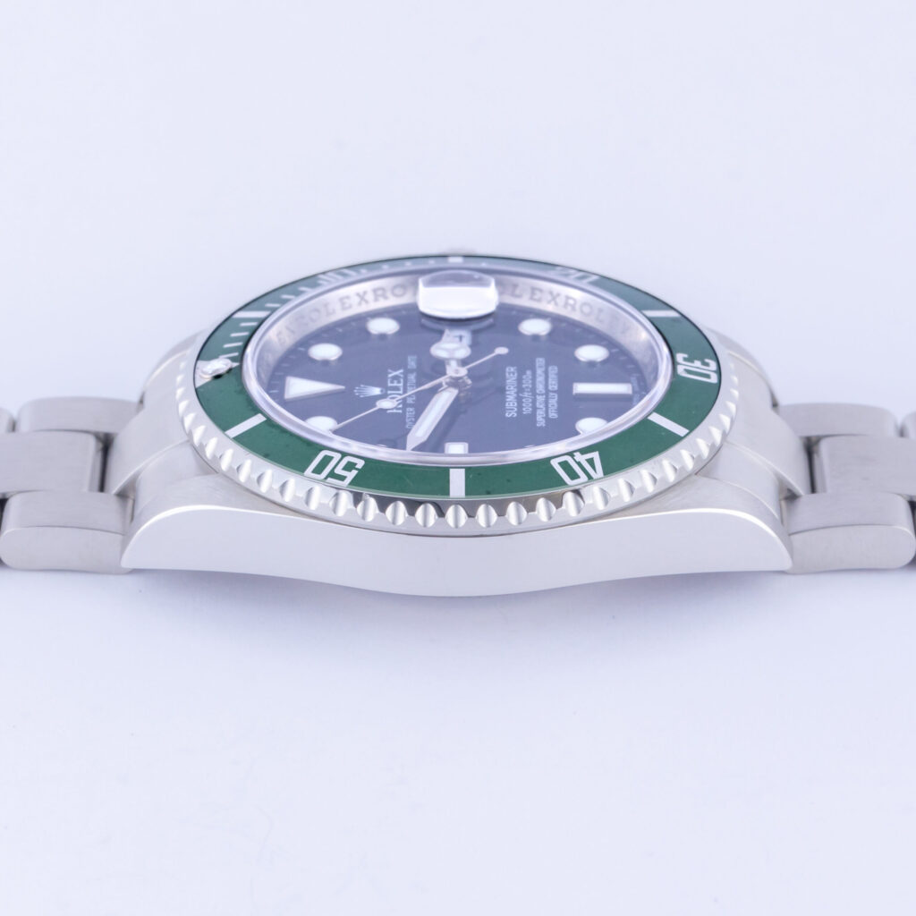 rolex-submariner-16610lv-2