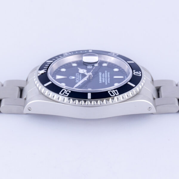 rolex-submariner-16610-8