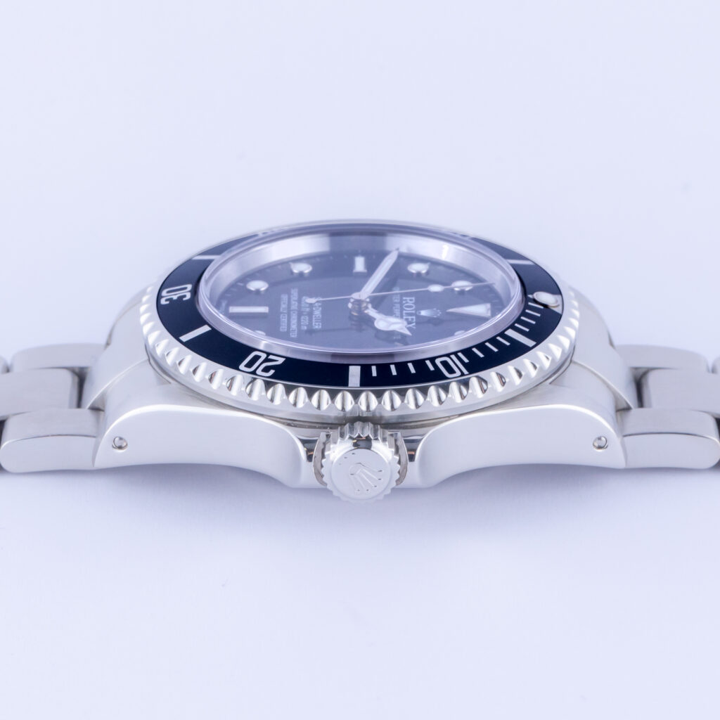 rolex-sea-dweller-16600-6