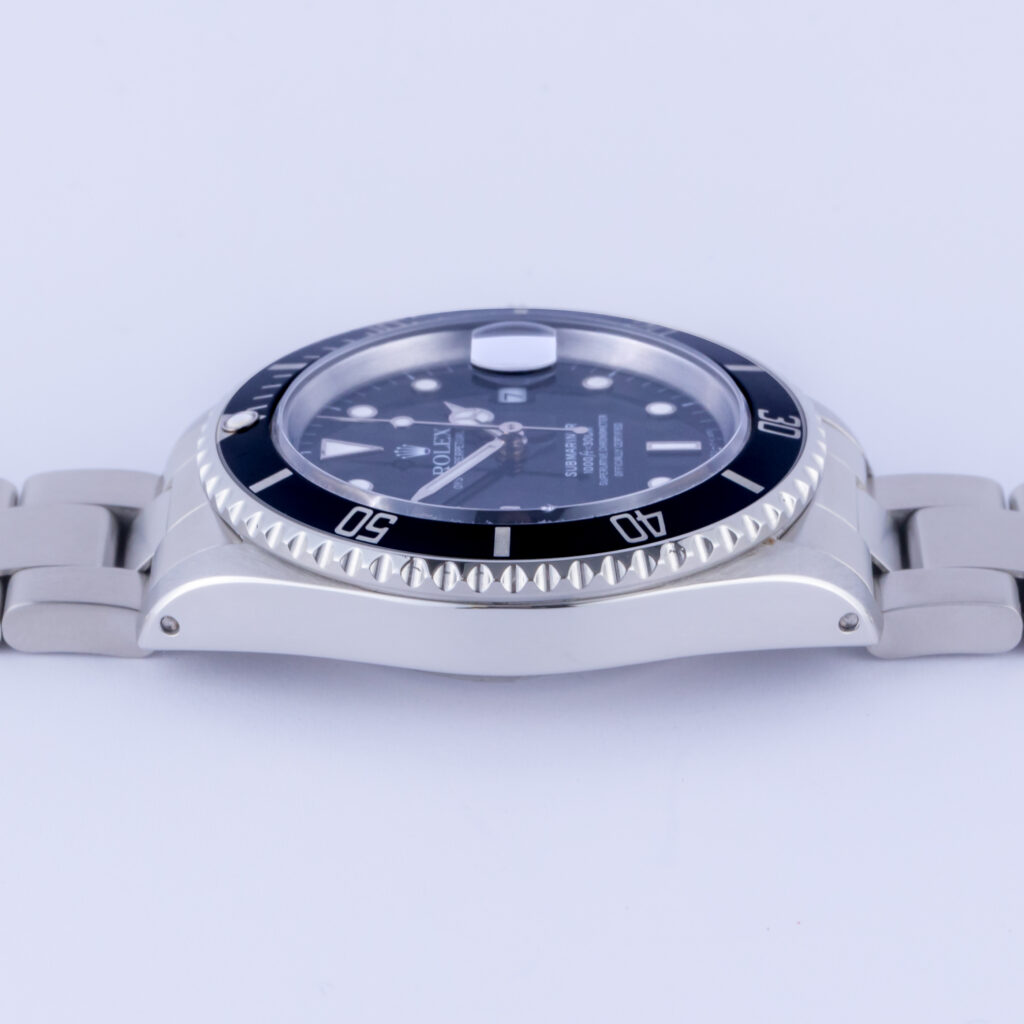rolex-submariner-16610-11