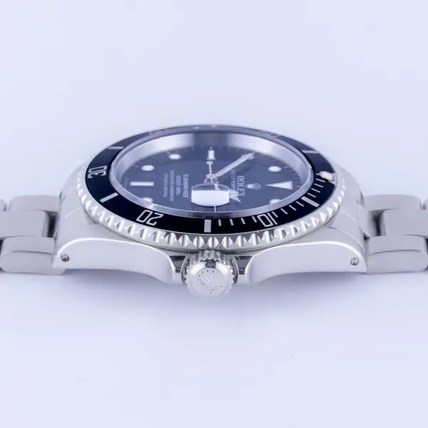 rolex-submariner-16610-11