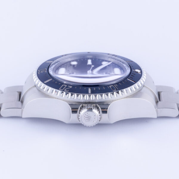 rolex-sea-dweller-136660