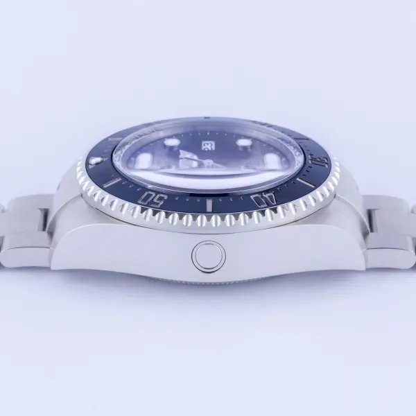 rolex-sea-dweller-136660