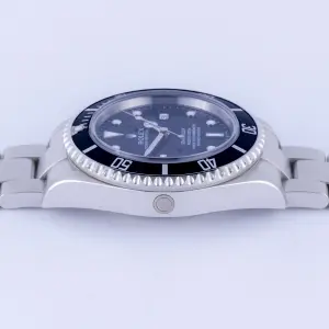 rolex-sea-dweller-16600-7