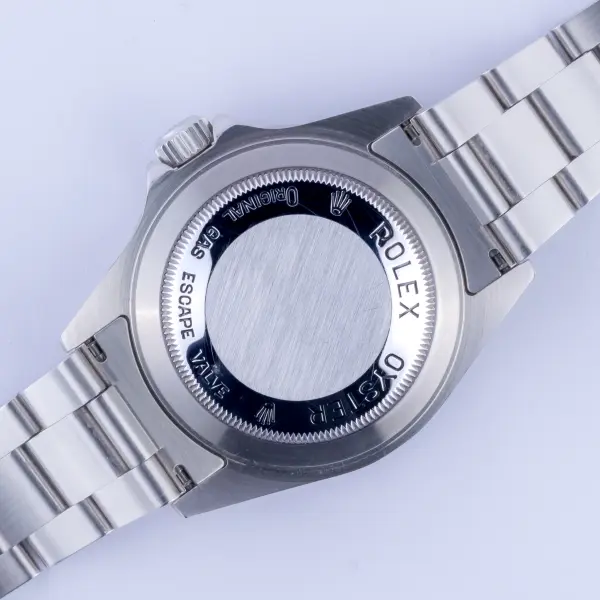 rolex-sea-dweller-16600-7