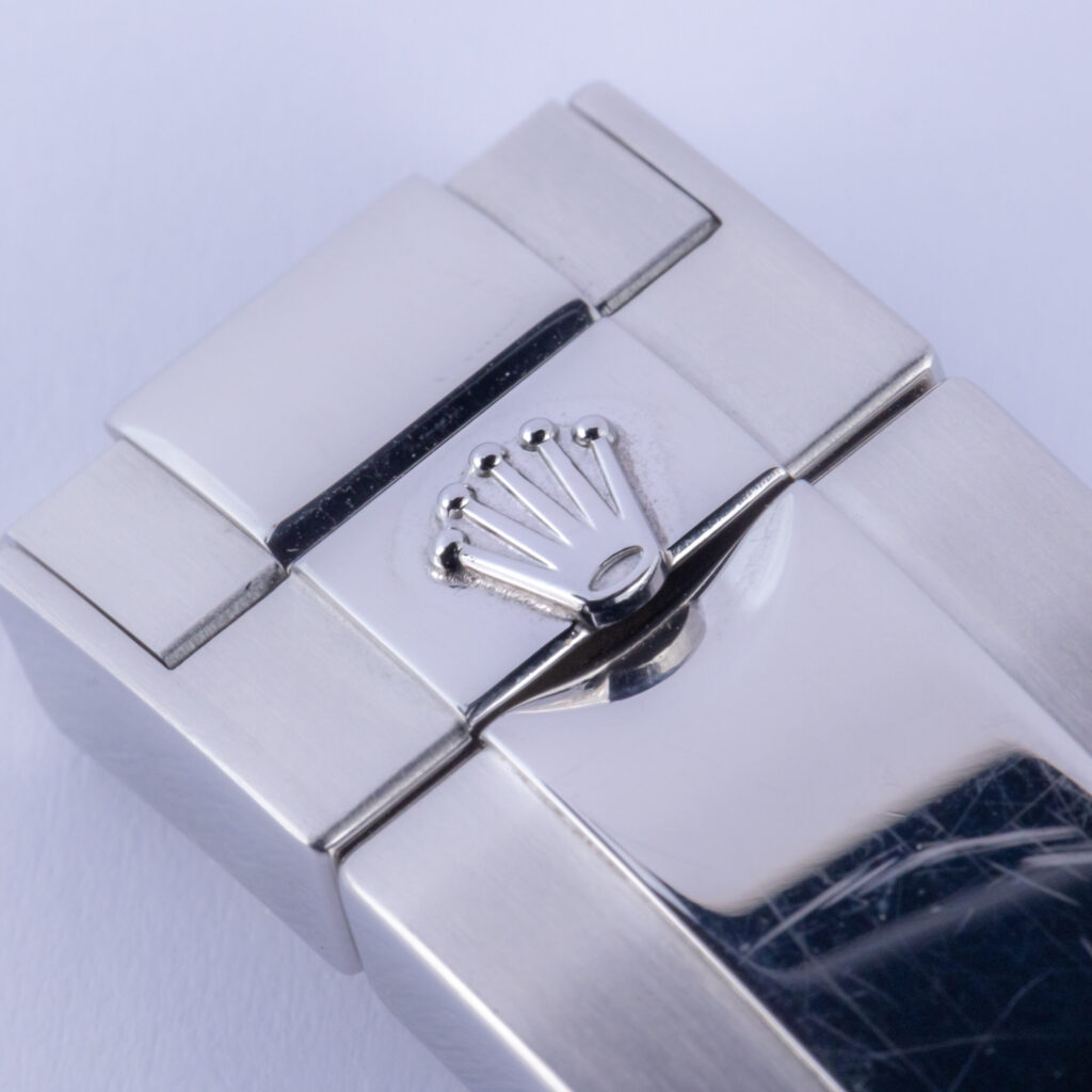 Rolex Daytona APH Dial 116520 2009 (Full Set) 14 rolex-daytona-116520-3