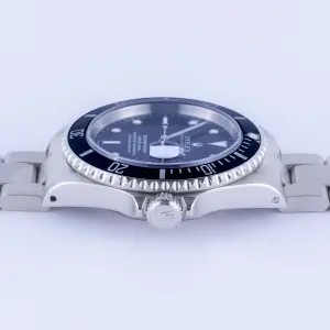 rolex-submariner-16610-10