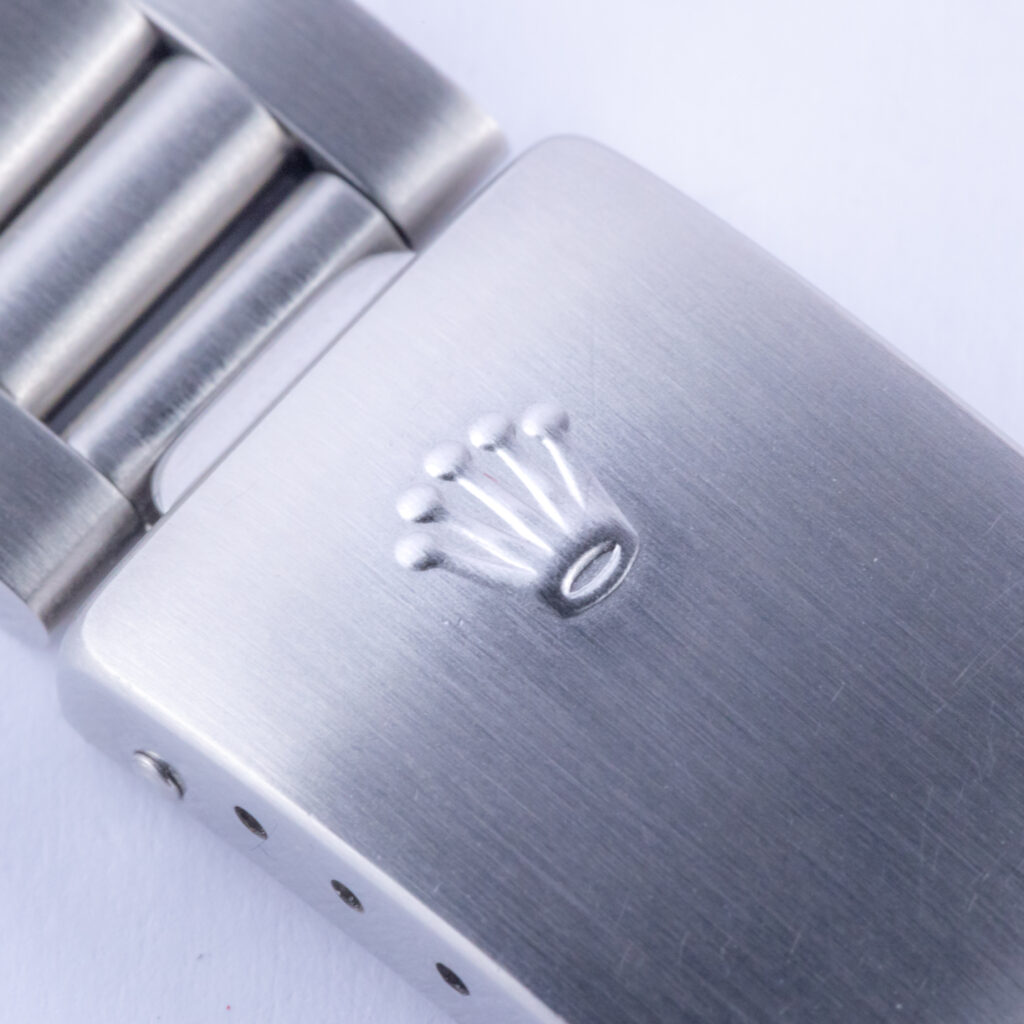 rolex-explorer-ii-16570-3