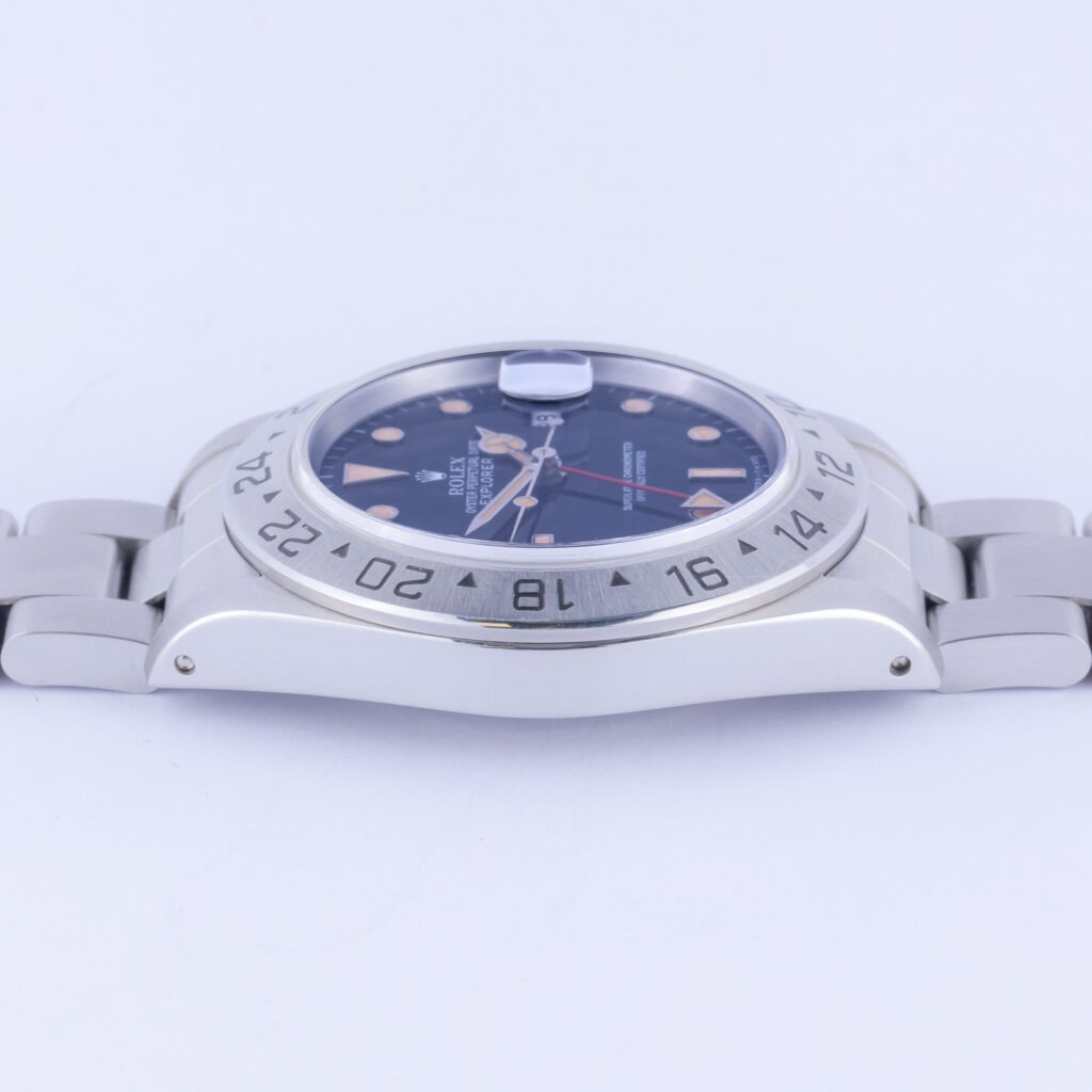 rolex-explorer-ii-16570-3