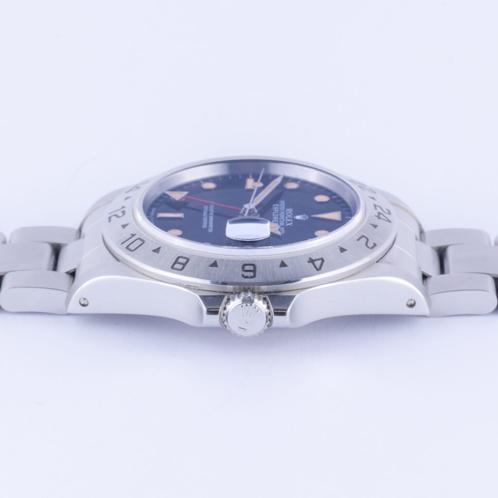 rolex-explorer-ii-16570-3