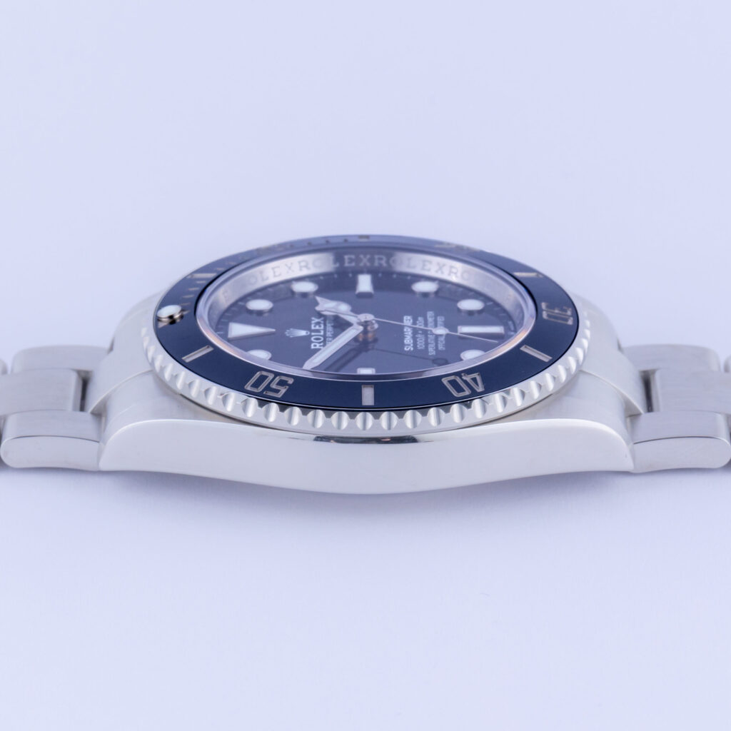 rolex-submariner-no-date-124060