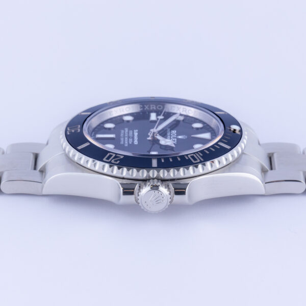 rolex-submariner-no-date-124060