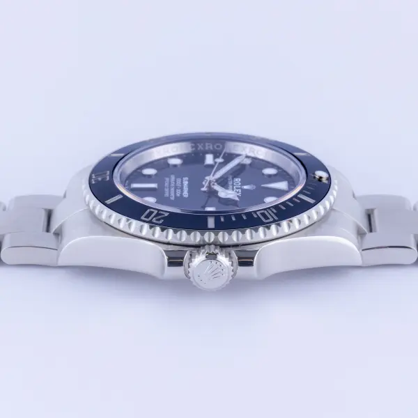 rolex-submariner-no-date-124060