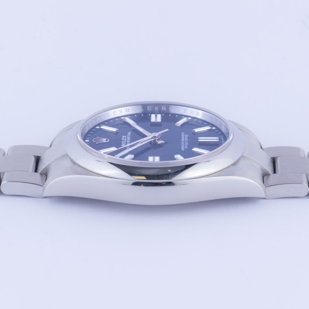 rolex-oyster-perpetual-124300-4