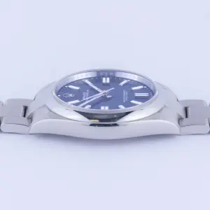 rolex-oyster-perpetual-124300-4