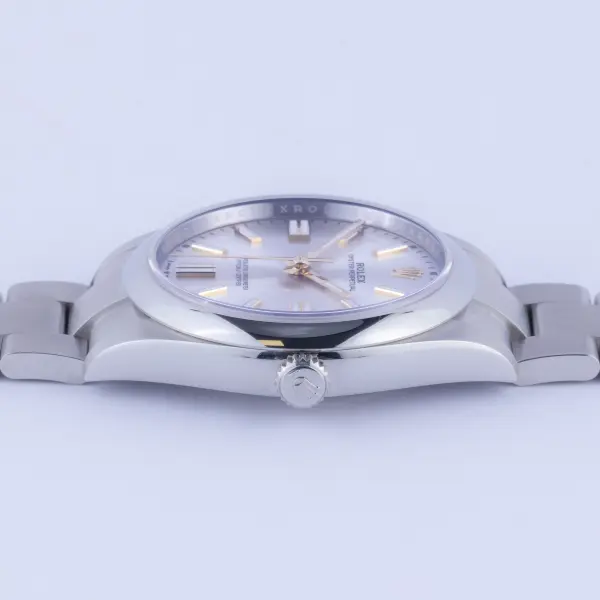 rolex-oyster-perpetual-124300-2