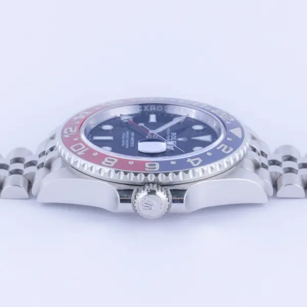 rolex-gmt-master-ii-126710blro-2