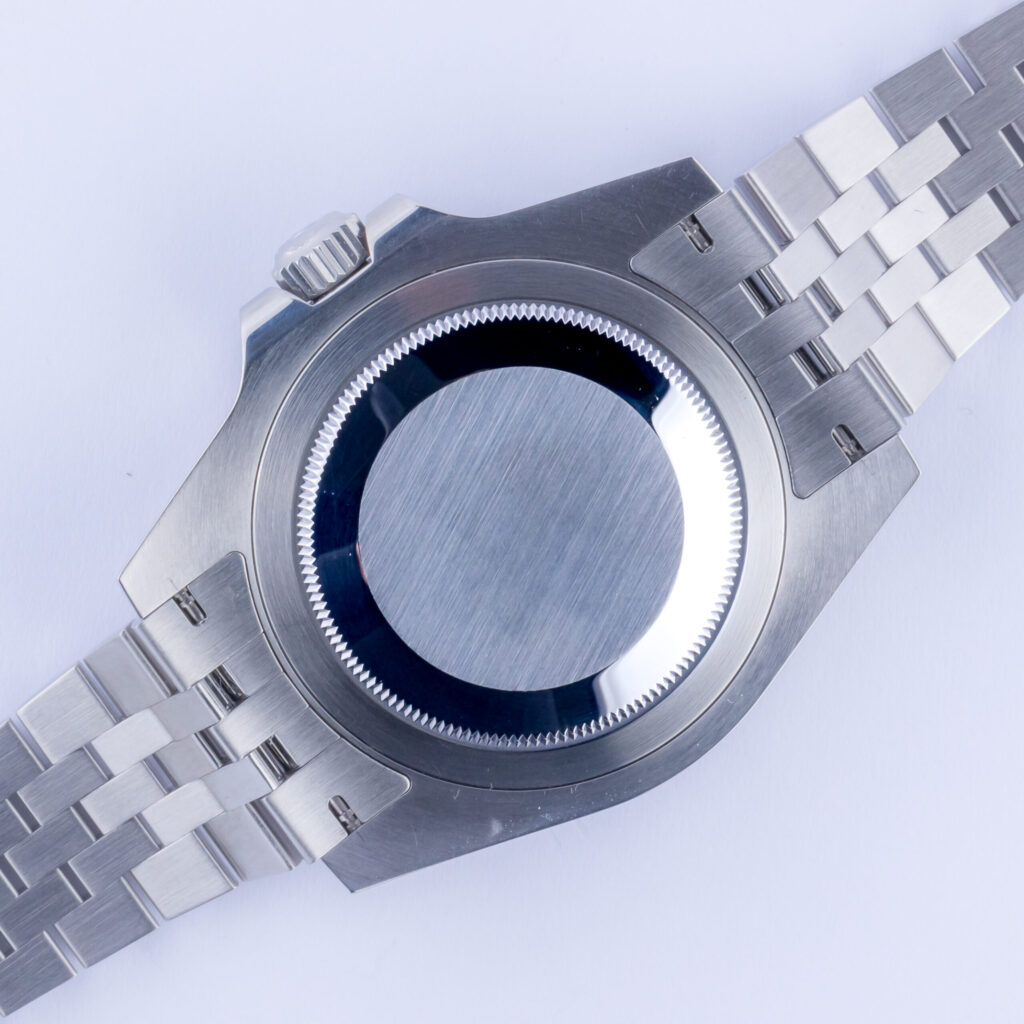 rolex-gmt-master-ii-126710blro-2