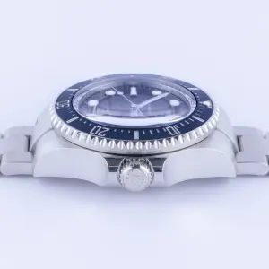 rolex-sea-dweller-126660-3