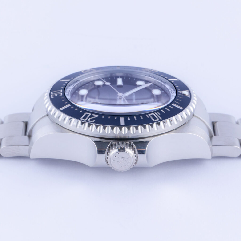 rolex-sea-dweller-126660-3